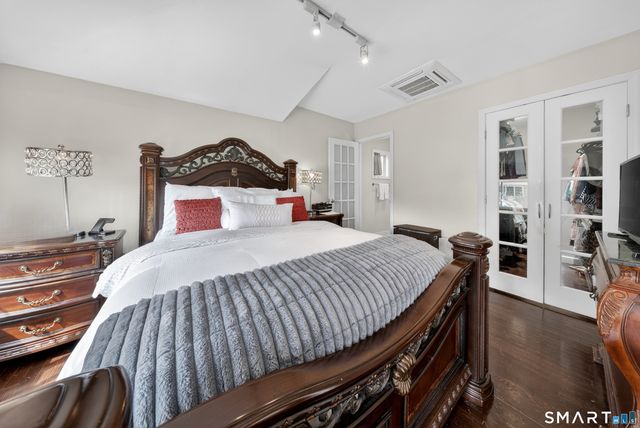 46 Ponus Avenue, Norwalk, CT 06850