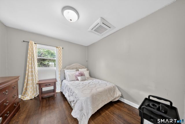 46 Ponus Avenue, Norwalk, CT 06850