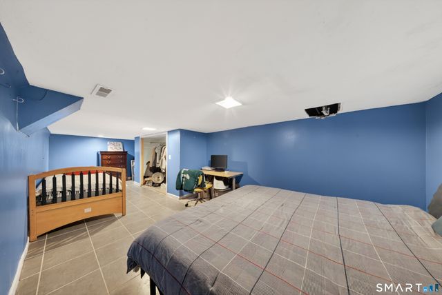 46 Ponus Avenue, Norwalk, CT 06850