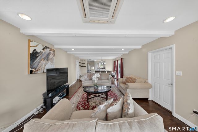 46 Ponus Avenue, Norwalk, CT 06850