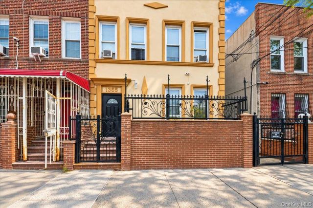 1385 Bronx River Avenue, Bronx, NY 10472