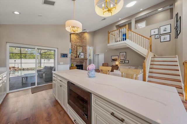 848 CHRISTINA CIRCLE, Oldsmar, FL 34677
