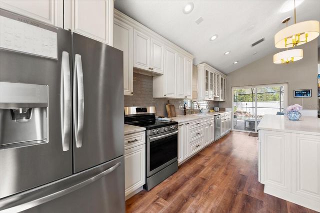 848 CHRISTINA CIRCLE, Oldsmar, FL 34677