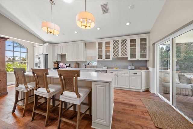 848 CHRISTINA CIRCLE, Oldsmar, FL 34677