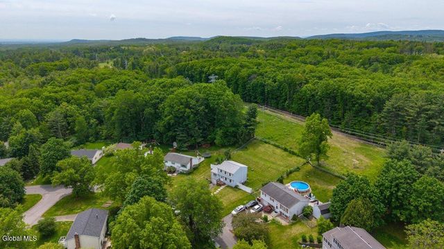 27 Severson Hill Road, Voorheesville, NY 12186