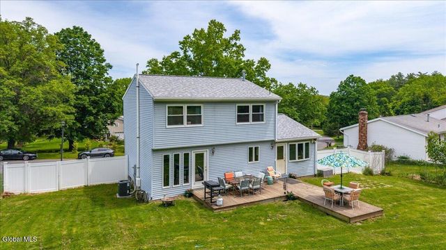 27 Severson Hill Road, Voorheesville, NY 12186