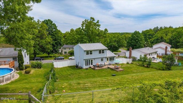 27 Severson Hill Road, Voorheesville, NY 12186