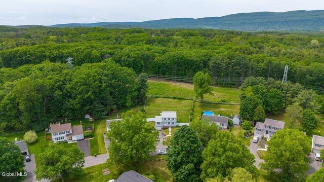 27 Severson Hill Road, Voorheesville, NY 12186
