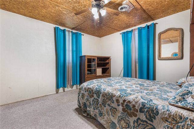10381 N 7 Highway, Harrison, AR 72601
