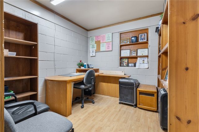 10381 N 7 Highway, Harrison, AR 72601