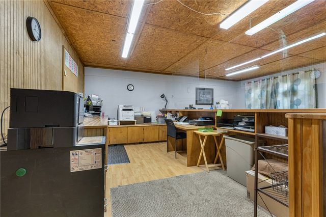 10381 N 7 Highway, Harrison, AR 72601