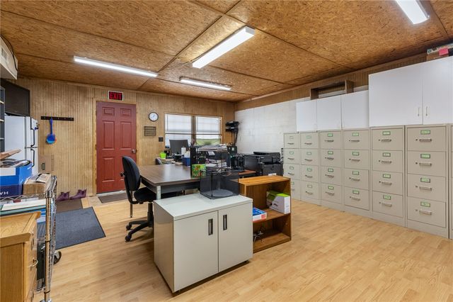 10381 N 7 Highway, Harrison, AR 72601