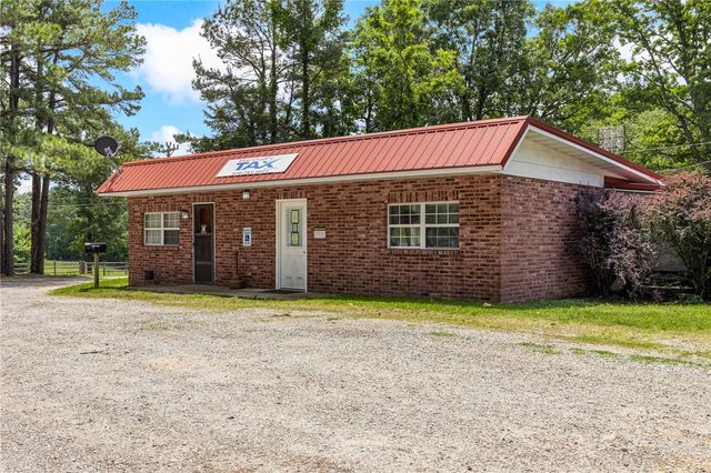 10381 N 7 Highway, Harrison, AR 72601