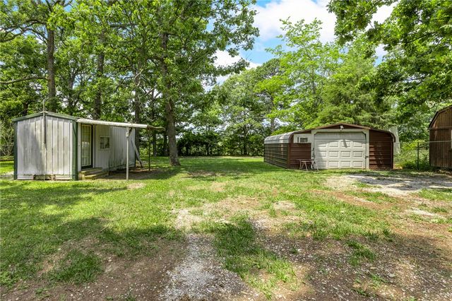 10381 N 7 Highway, Harrison, AR 72601