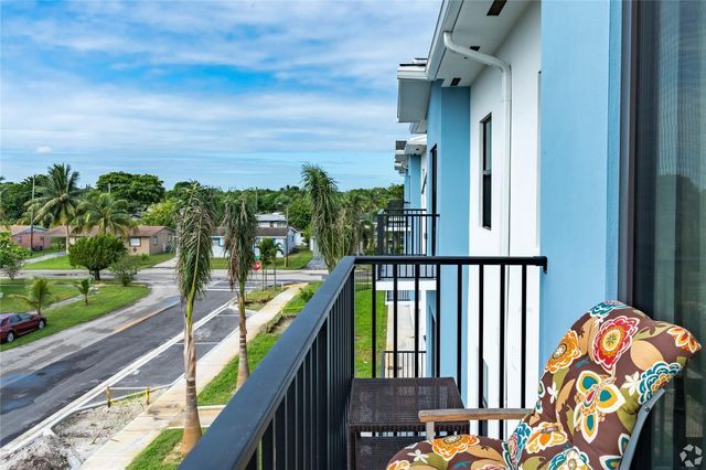 2701 SW 4th Place, Fort Lauderdale, FL 33312