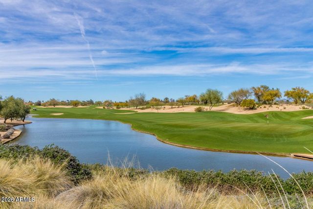 6737 E EVANS Drive, Scottsdale, AZ 85254