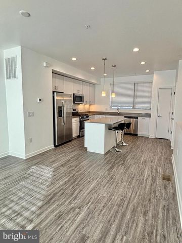 3103 BEACHVIEW LN, Philadelphia, PA 19125