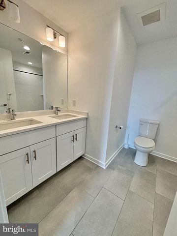 3103 BEACHVIEW LN, Philadelphia, PA 19125