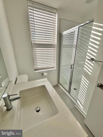 3103 BEACHVIEW LN, Philadelphia, PA 19125