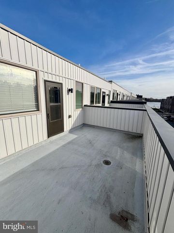 3103 BEACHVIEW LN, Philadelphia, PA 19125