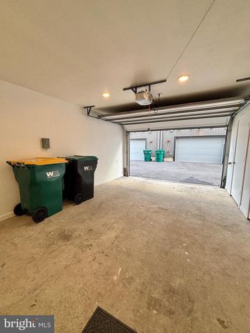 3103 BEACHVIEW LN, Philadelphia, PA 19125