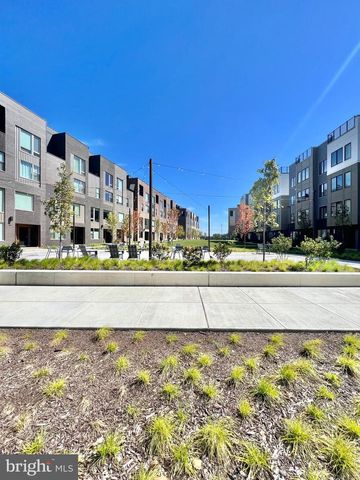 3103 BEACHVIEW LN, Philadelphia, PA 19125