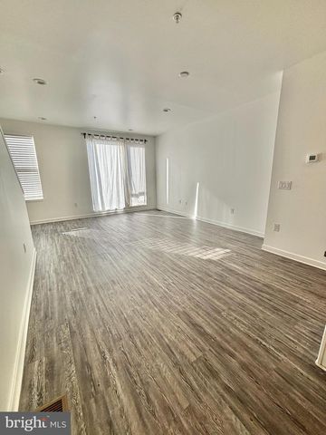 3103 BEACHVIEW LN, Philadelphia, PA 19125