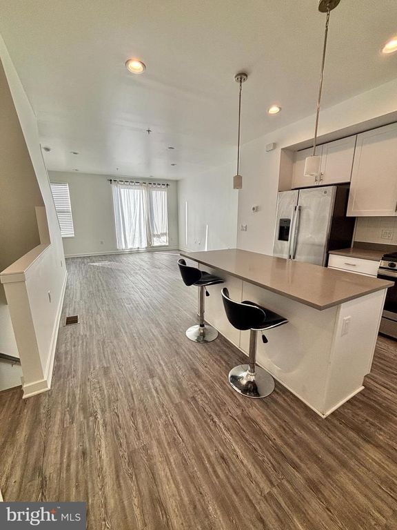 3103 BEACHVIEW LN, Philadelphia, PA 19125