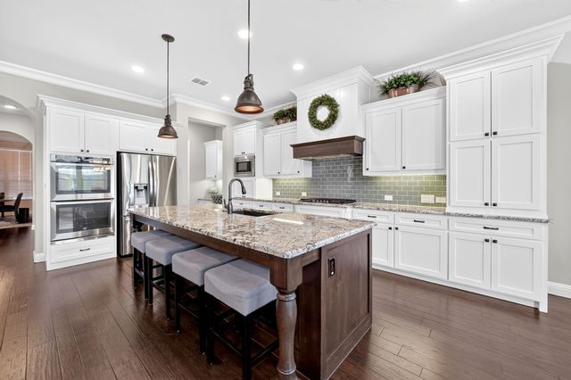 816 Lazy Brooke Drive, Rockwall, TX 75087