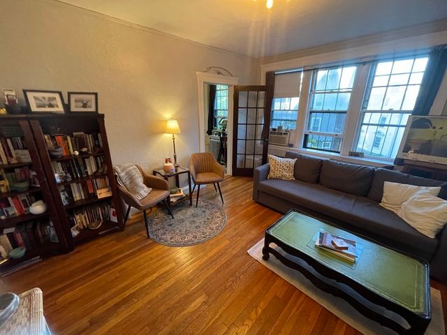 1949 Commonwealth Ave 34, Boston, MA 02135