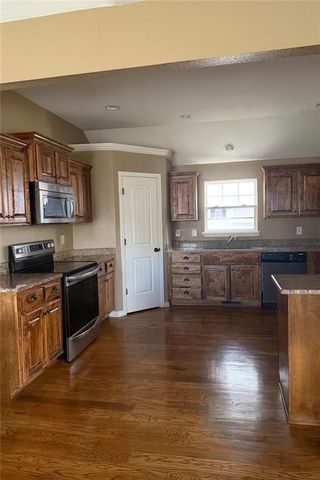 2823 N 114th Street, Kansas City, KS 66109