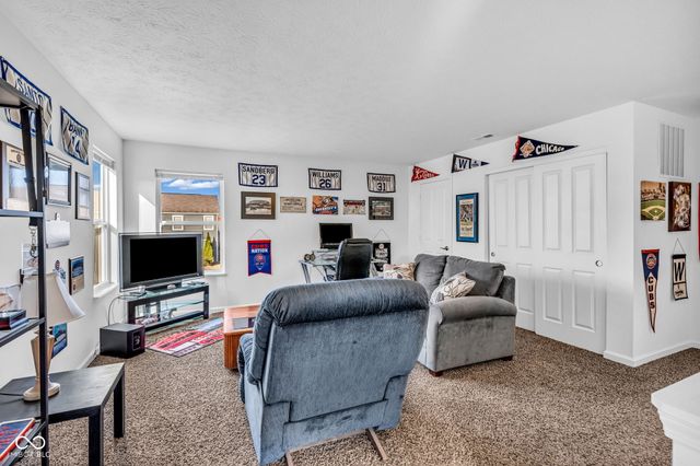 15941 Plains Road, Noblesville, IN 46062