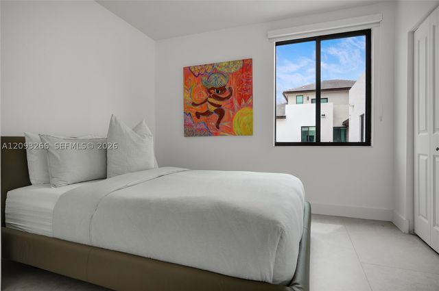 4539 NW 83rd Pkwy, Doral, FL 33166