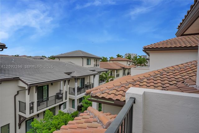 4539 NW 83rd Pkwy, Doral, FL 33166