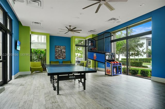 4539 NW 83rd Pkwy, Doral, FL 33166