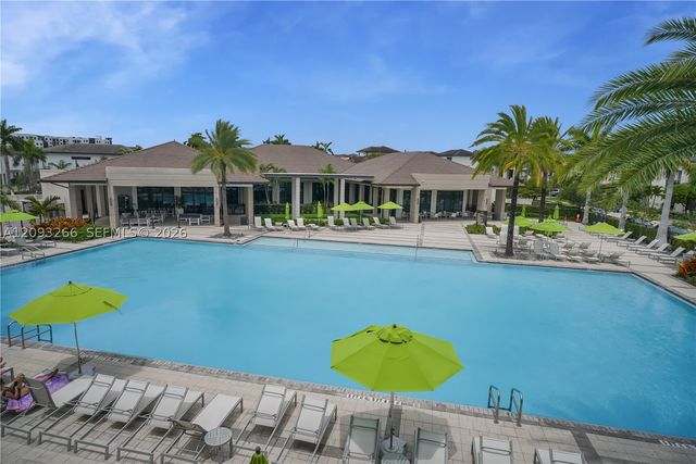 4539 NW 83rd Pkwy, Doral, FL 33166