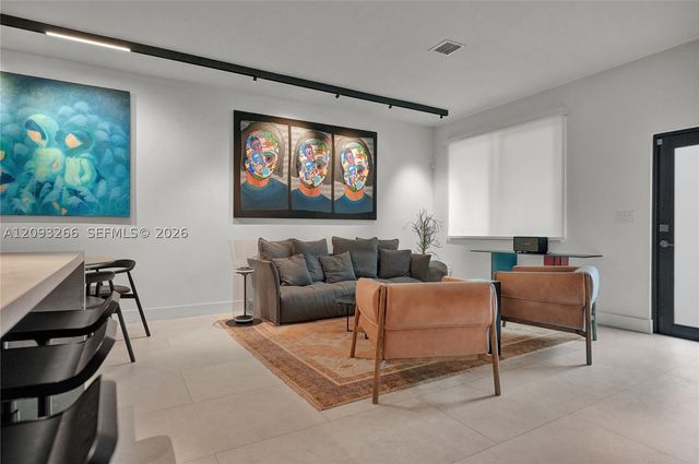 4539 NW 83rd Pkwy, Doral, FL 33166