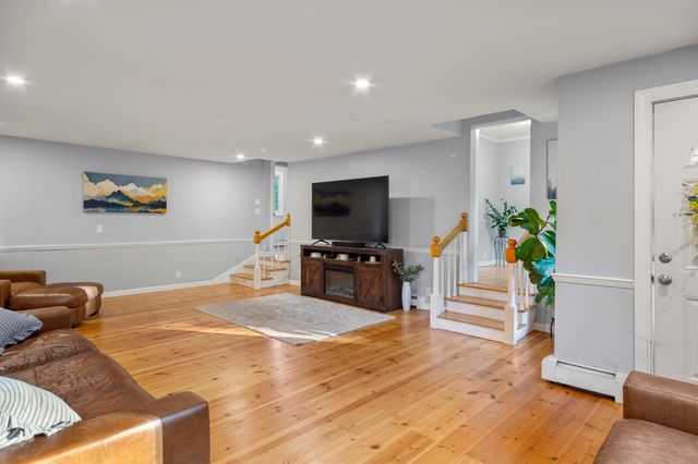 68 Leonard Street, Norton, MA 02766