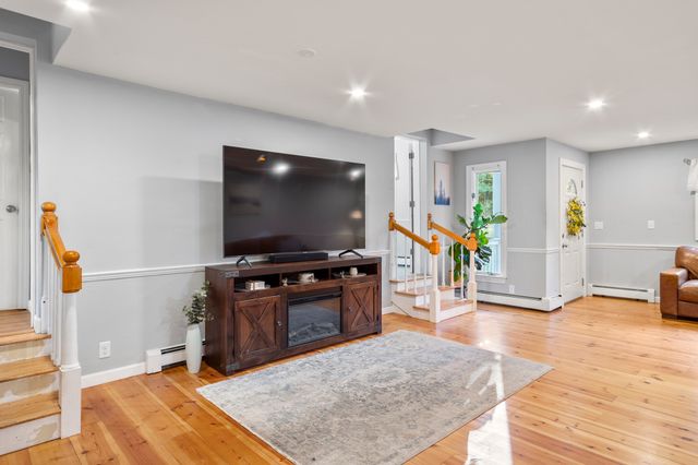 68 Leonard Street, Norton, MA 02766