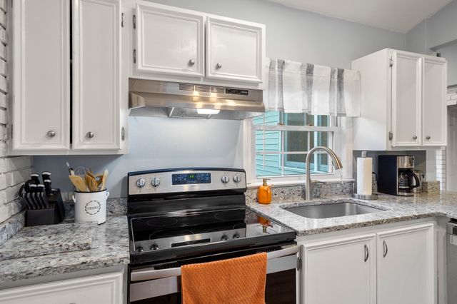68 Leonard Street, Norton, MA 02766