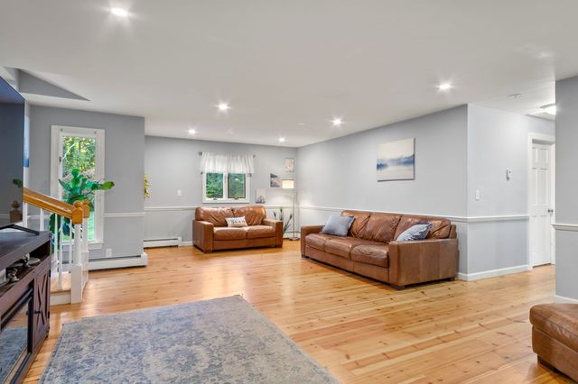 68 Leonard Street, Norton, MA 02766