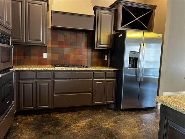 13111 Red Oak Drive, Choctaw, OK 73020