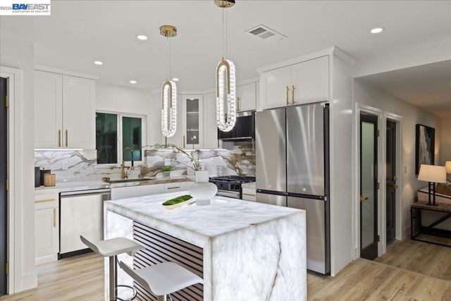 6332 Rockrose Dr, Newark, CA 94560