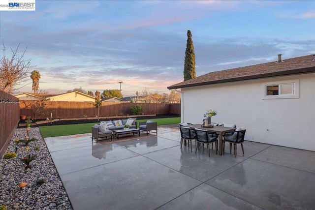 6332 Rockrose Dr, Newark, CA 94560