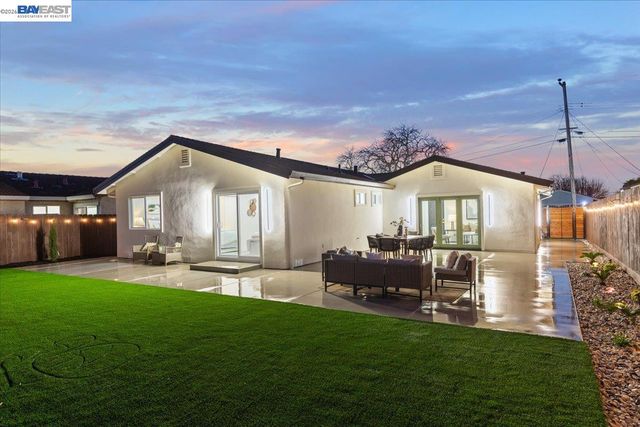 6332 Rockrose Dr, Newark, CA 94560