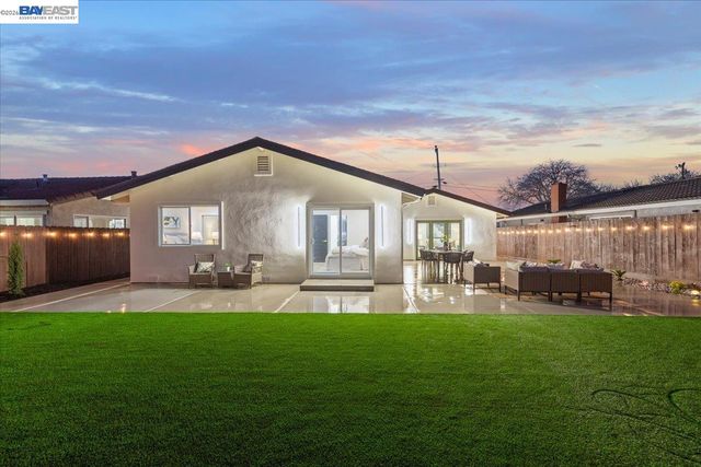 6332 Rockrose Dr, Newark, CA 94560