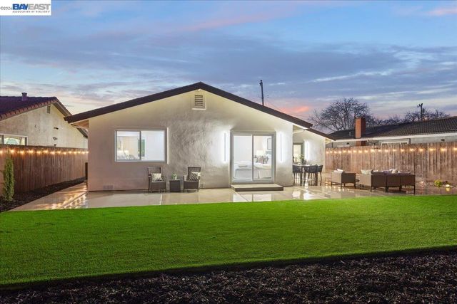 6332 Rockrose Dr, Newark, CA 94560