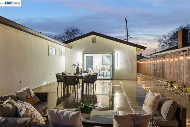 6332 Rockrose Dr, Newark, CA 94560