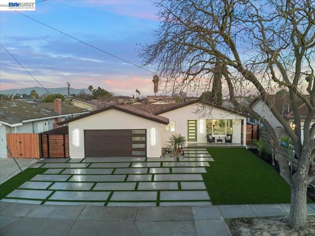 6332 Rockrose Dr, Newark, CA 94560