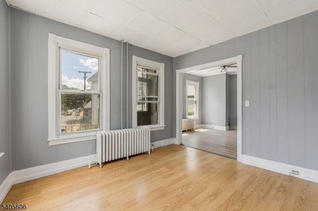 11 Hudson St, Phillipsburg Town, NJ 08865